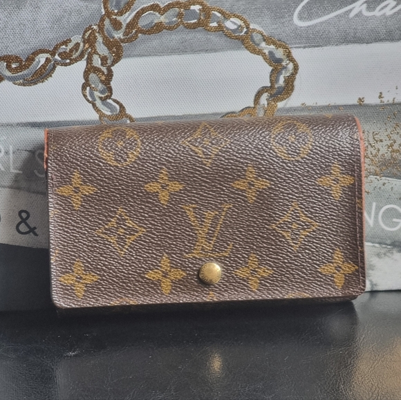 LV Monogram Tressor wallet - Picture 1 of 12
